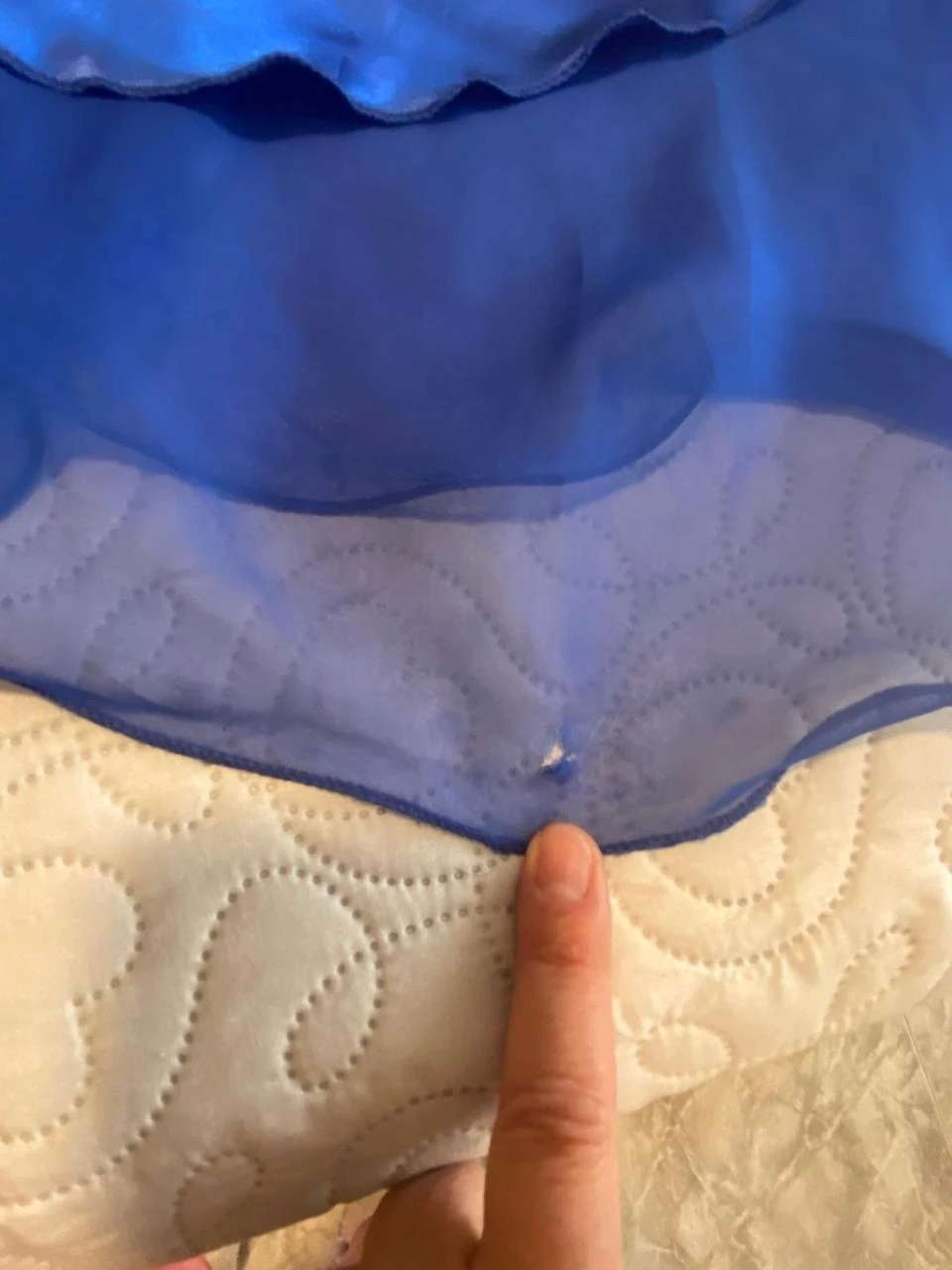 Vestido de festa romântico azul royal, corte "Hi-Lo" com pedrarias. – photo 20